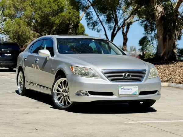 2008 Lexus LS460 — photo