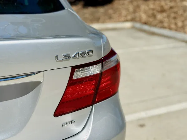 2008 Lexus LS460 — photo