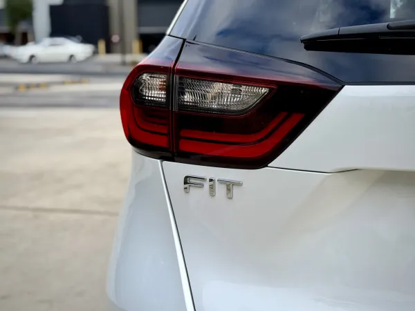 2020 Honda Fit Hybrid — photo