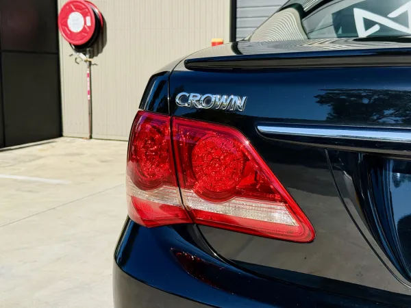 2009 Toyota Crown — photo