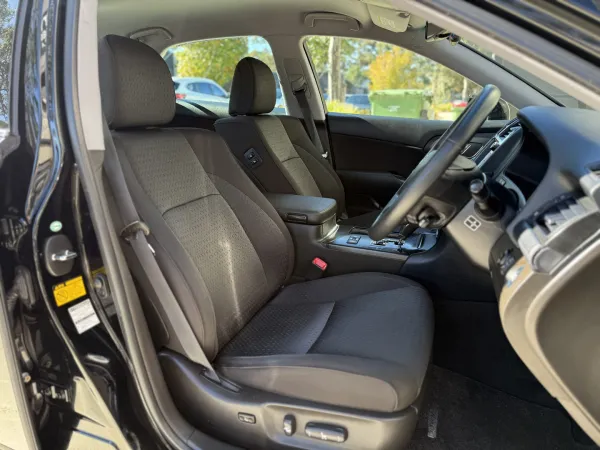 2009 Toyota Crown — photo