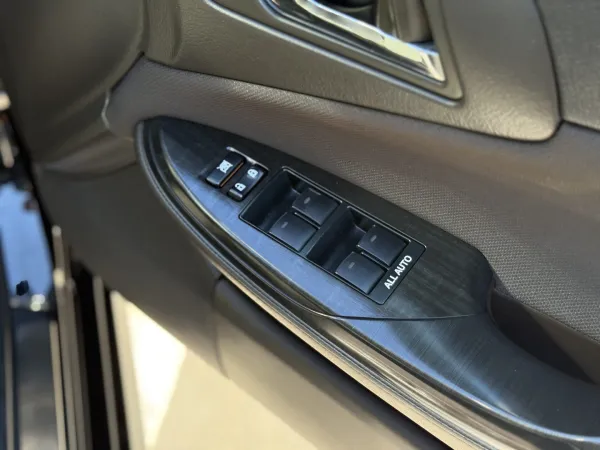 2009 Toyota Crown — photo