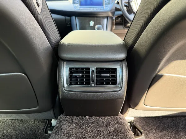 2009 Toyota Crown — photo