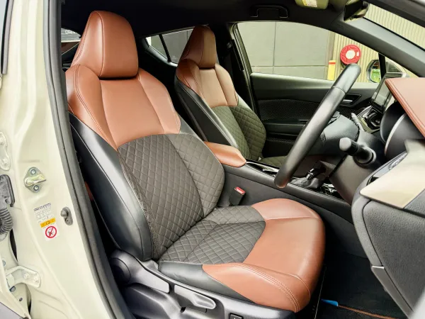 2019 Toyota C-HR — photo
