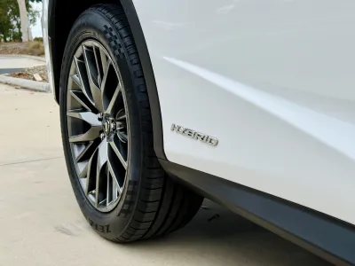 2018 Lexus RX450h F Sport — photo